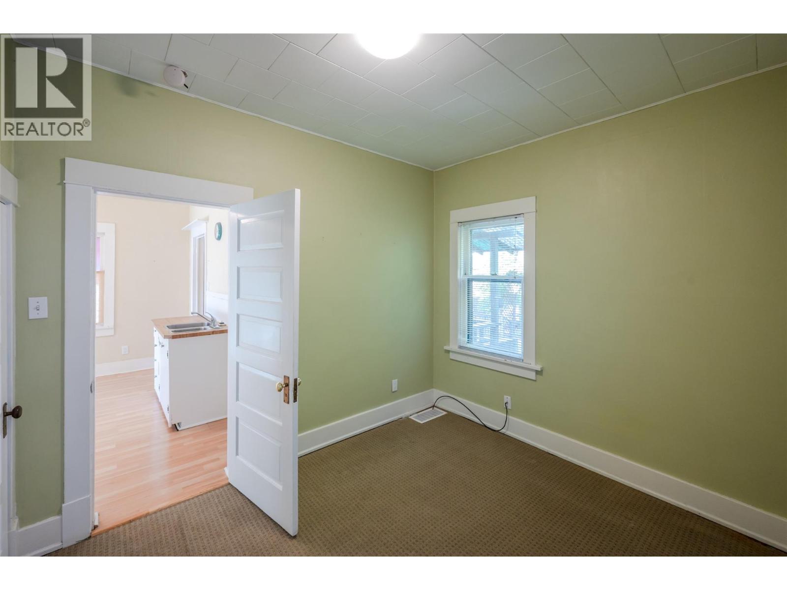 363 Nanaimo Avenue W, Penticton, British Columbia  V2A 1N8 - Photo 20 - 10384816