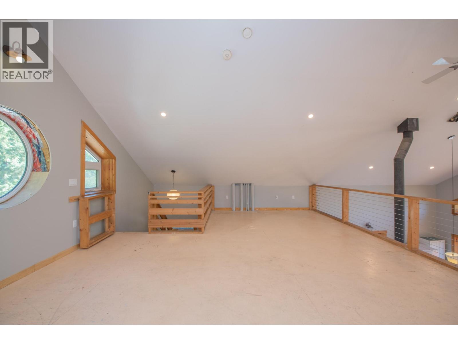 263 Albers Road, Lumby, British Columbia  V0E 2G5 - Photo 16 - 10384794