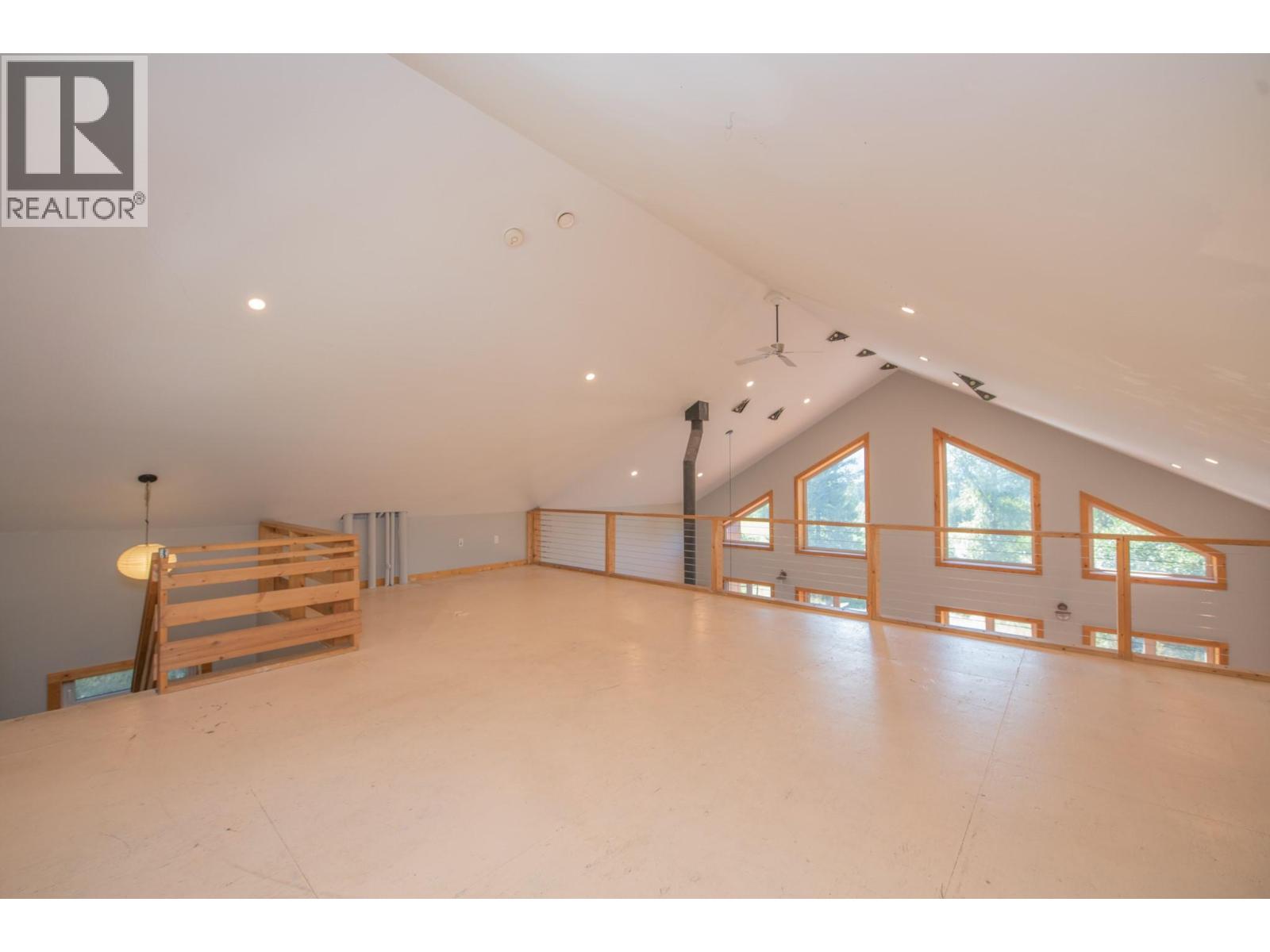 263 Albers Road, Lumby, British Columbia  V0E 2G5 - Photo 17 - 10384794
