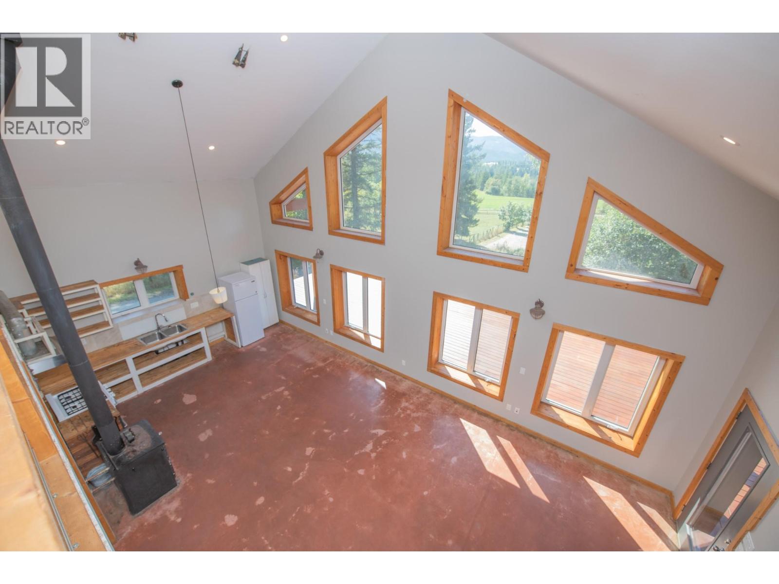 263 Albers Road, Lumby, British Columbia  V0E 2G5 - Photo 19 - 10384794