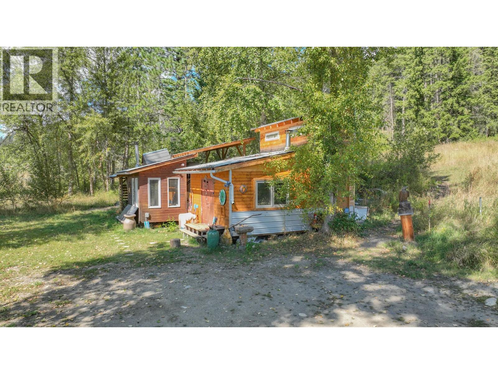263 Albers Road, Lumby, British Columbia  V0E 2G5 - Photo 46 - 10384794
