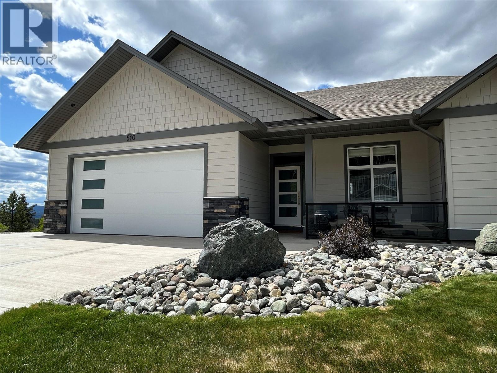 510 Poplar Drive, Logan Lake, British Columbia  V0K 1W0 - Photo 4 - 10384835