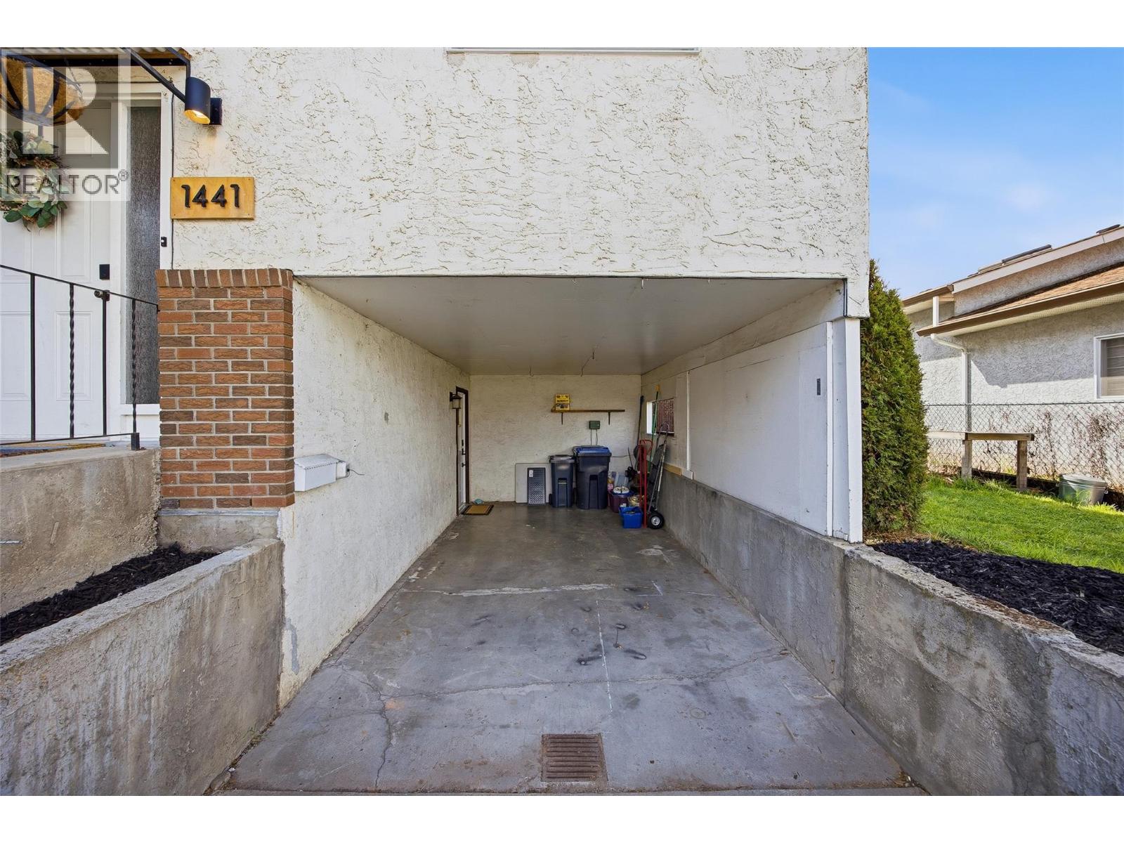 1441 Inkar Road, Kelowna, British Columbia  V1Y 8J1 - Photo 27 - 10383851
