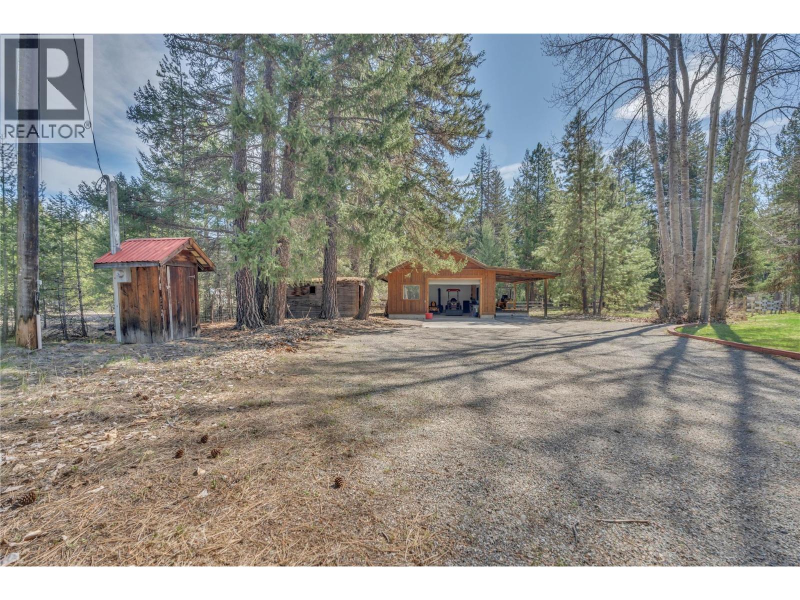 2481 Coalmont Road, Coalmont-Tulameen, British Columbia  V0H 1G0 - Photo 4 - 10383086