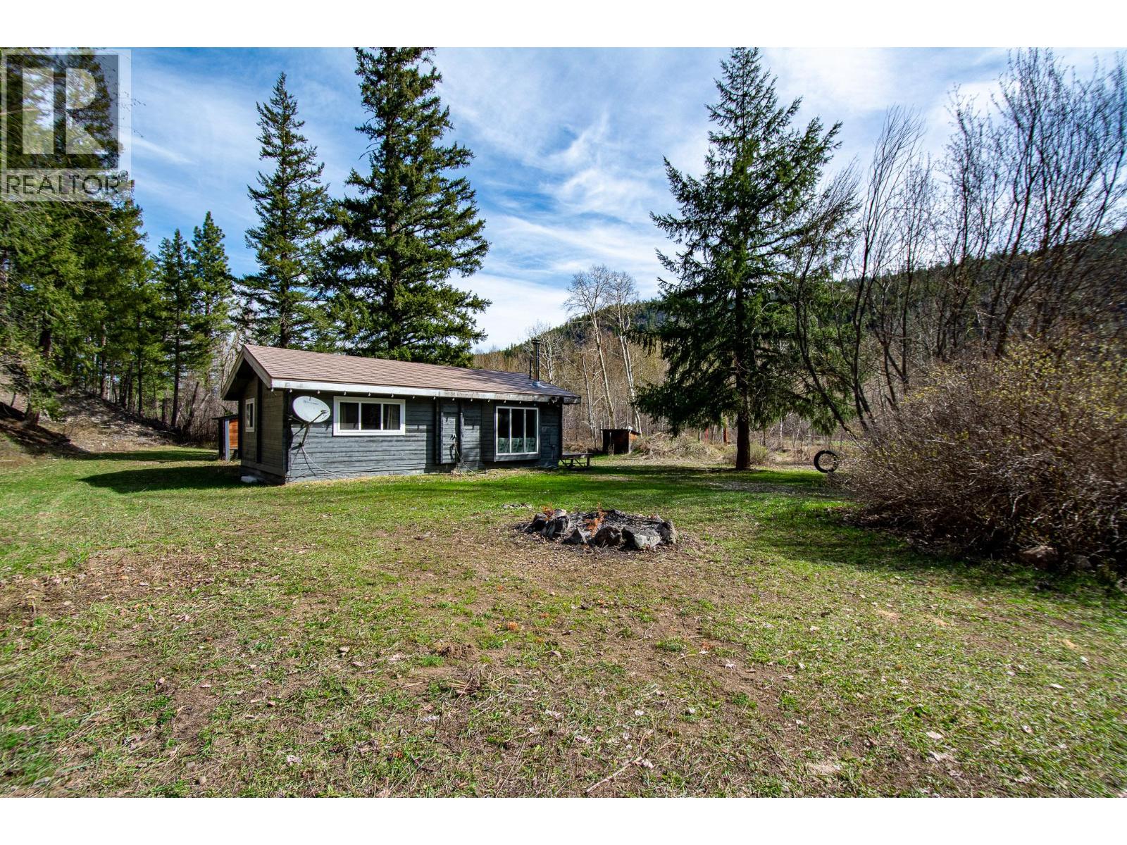 3802 Coalmont Road, Tulameen, British Columbia  V0X 1W0 - Photo 1 - 10377493