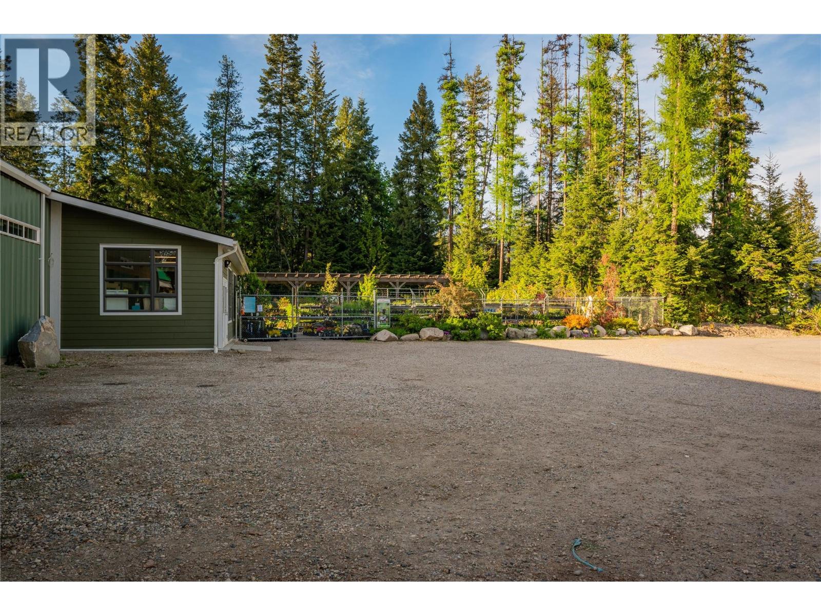 2811 Popoff Road, South Slocan, British Columbia  V0G 2G1 - Photo 9 - 10384756