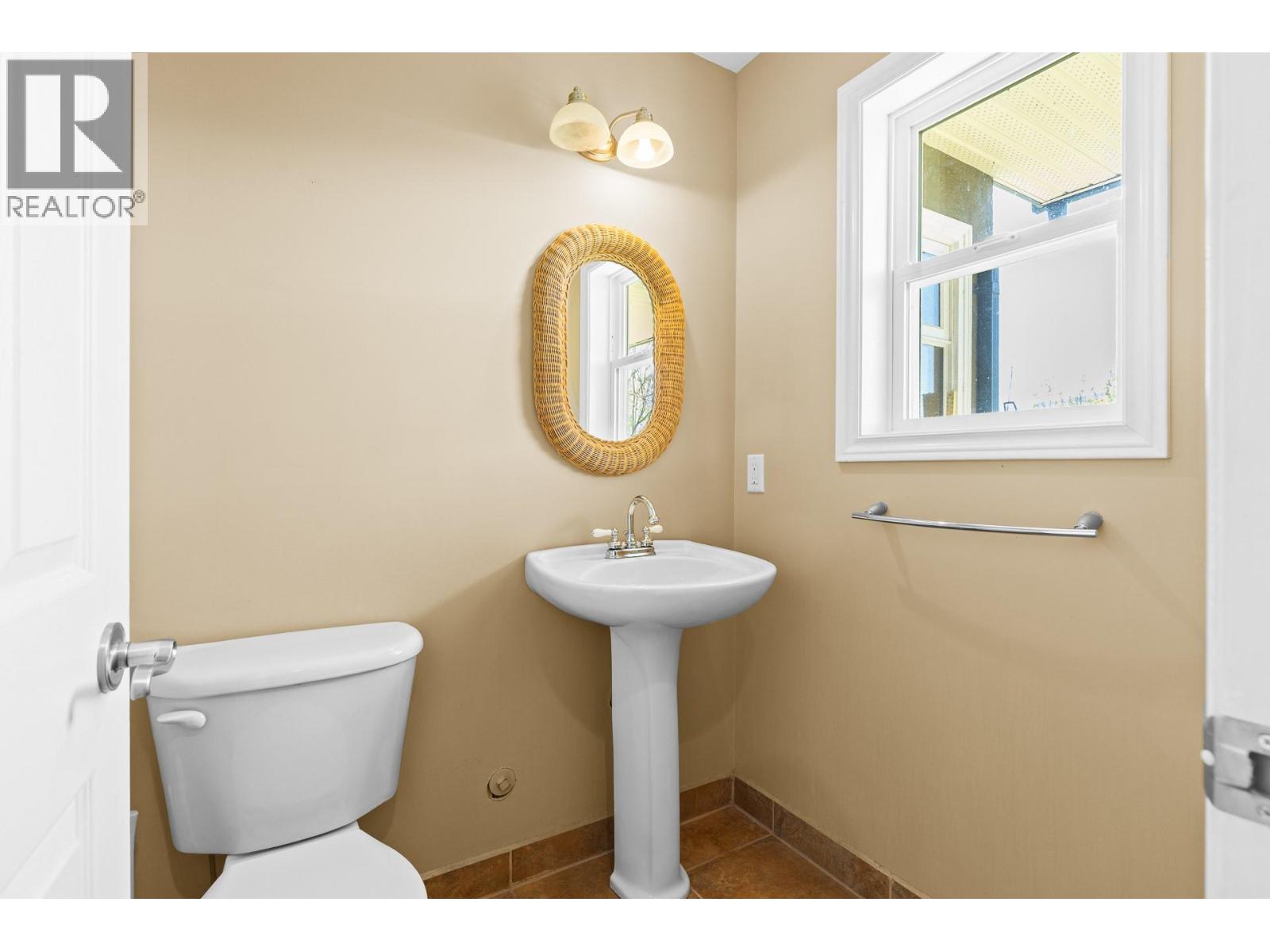 3547 Bemrose Road, Kelowna, British Columbia  V1W 4G8 - Photo 20 - 10383959