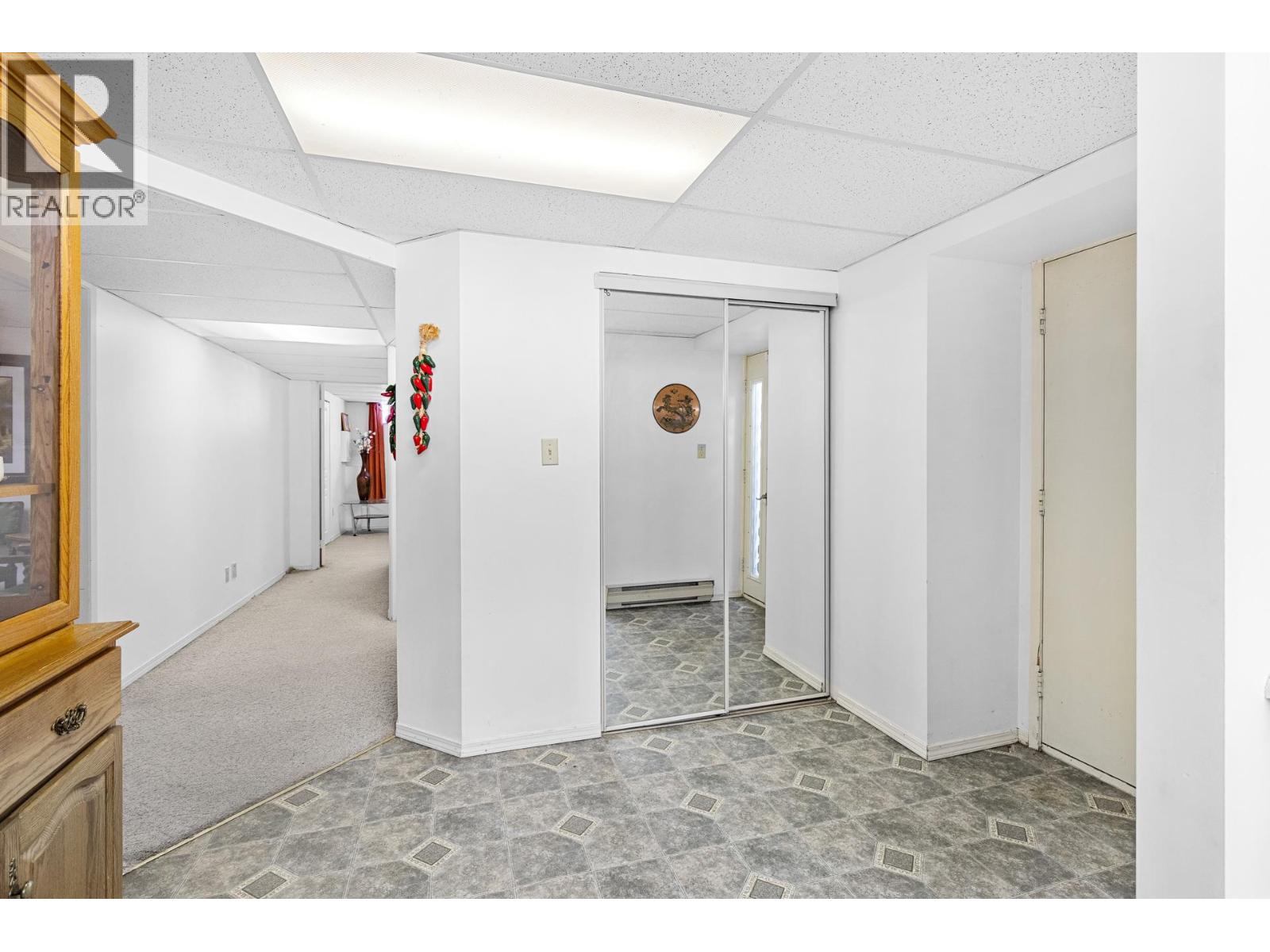 741 Barnaby Road, Kelowna, British Columbia  V1W 4N9 - Photo 27 - 10384804
