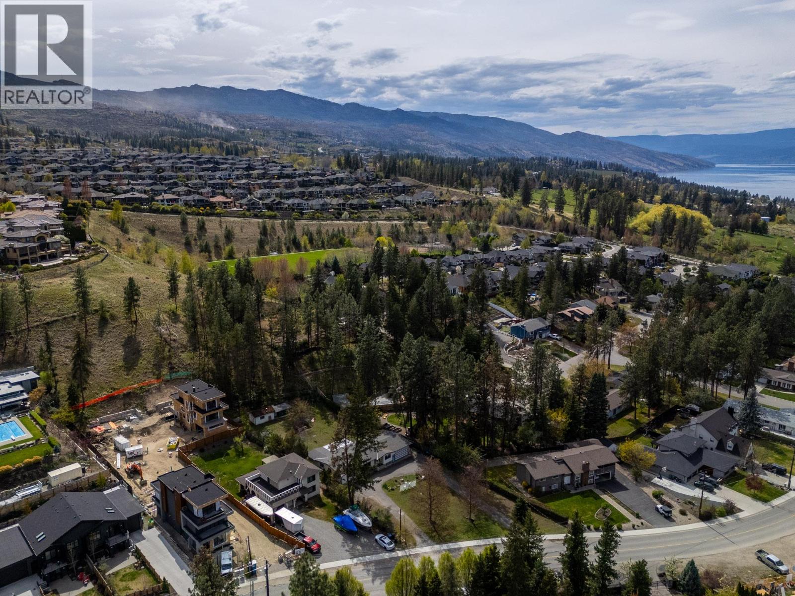 741 Barnaby Road, Kelowna, British Columbia  V1W 4N9 - Photo 42 - 10384804