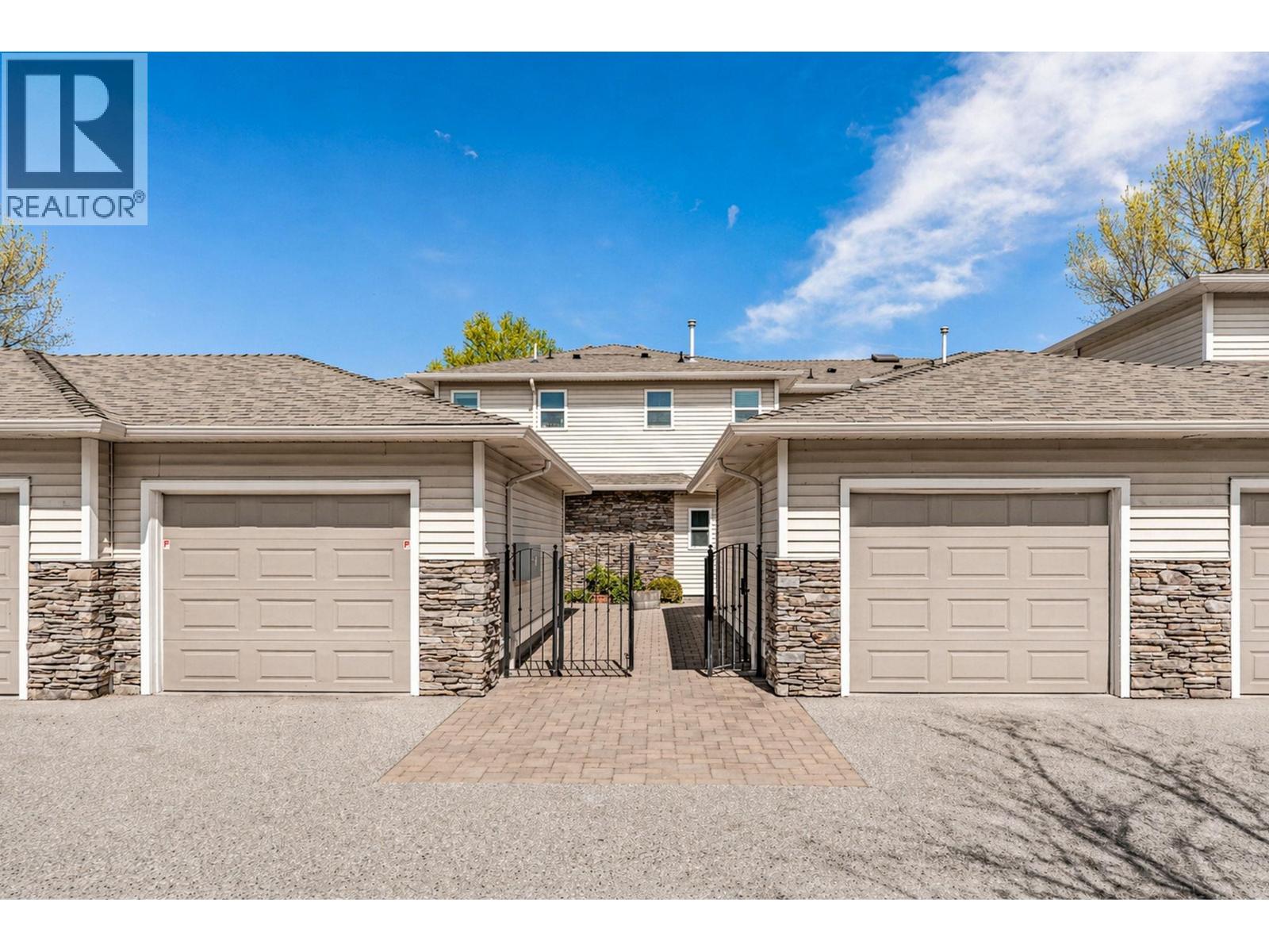 4049 Lakeshore Drive Unit# 105, Kelowna, British Columbia  V1W 1V7 - Photo 2 - 10384622