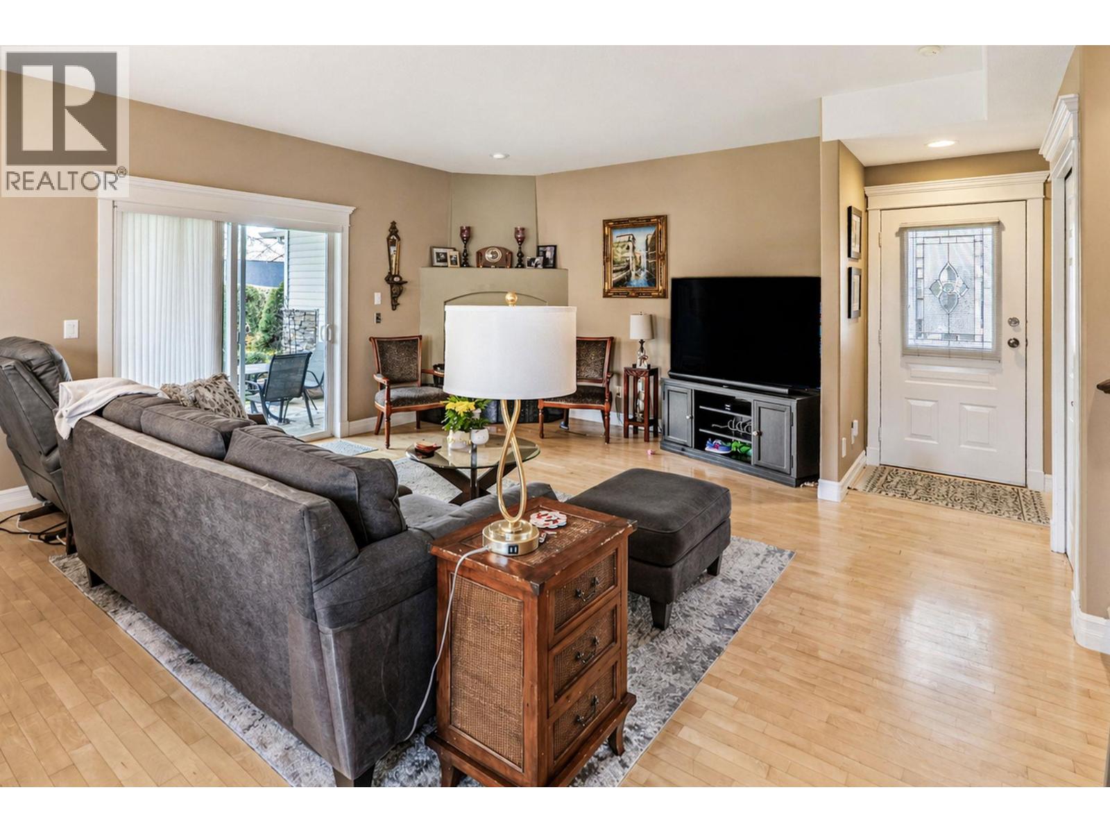 4049 Lakeshore Drive Unit# 105, Kelowna, British Columbia  V1W 1V7 - Photo 5 - 10384622