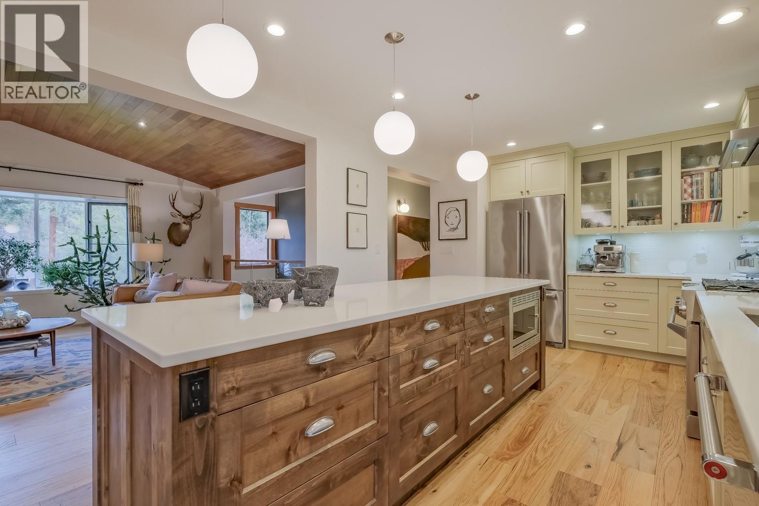855 Coronado Crescent, Kelowna, British Columbia  V1W 2K3 - Photo 11 - 10384531