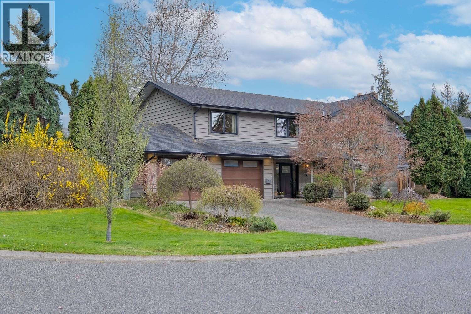 855 Coronado Crescent, Kelowna, British Columbia  V1W 2K3 - Photo 2 - 10384531