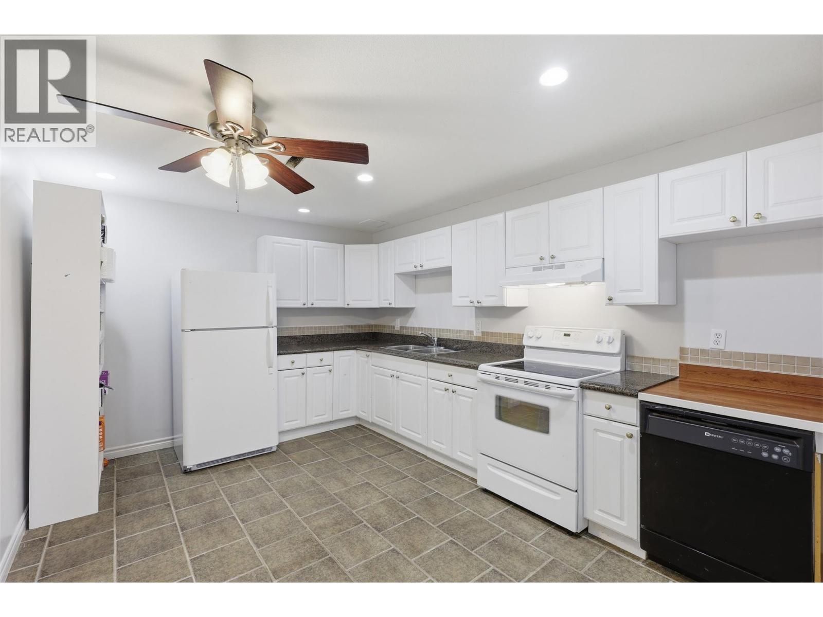 143 Cedar Street, Kamloops, British Columbia  V2B 1G2 - Photo 15 - 10384502