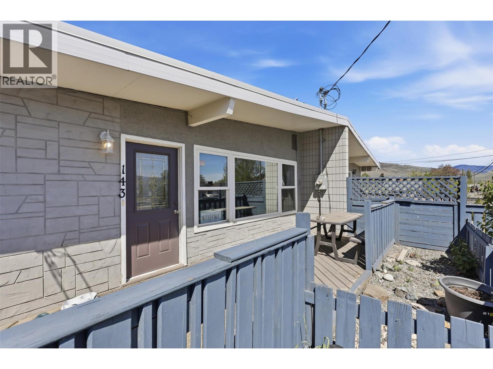 143 Cedar Street, Kamloops, British Columbia  V2B 1G2 - Photo 2 - 10384502