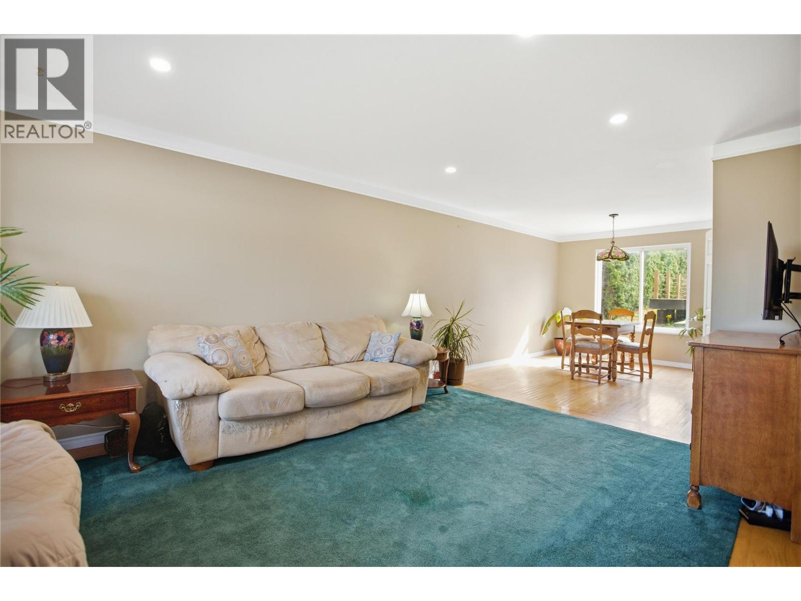 2890 Scott Place, Merritt, British Columbia  V1K 1G1 - Photo 6 - 10384847