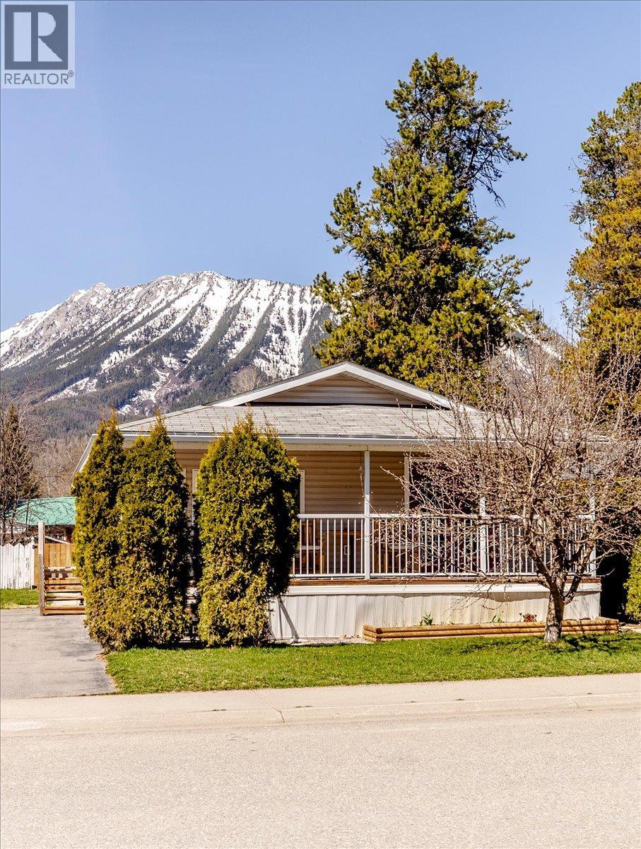 5 Slalom Drive, Fernie, British Columbia  V0B 1M4 - Photo 3 - 10384738