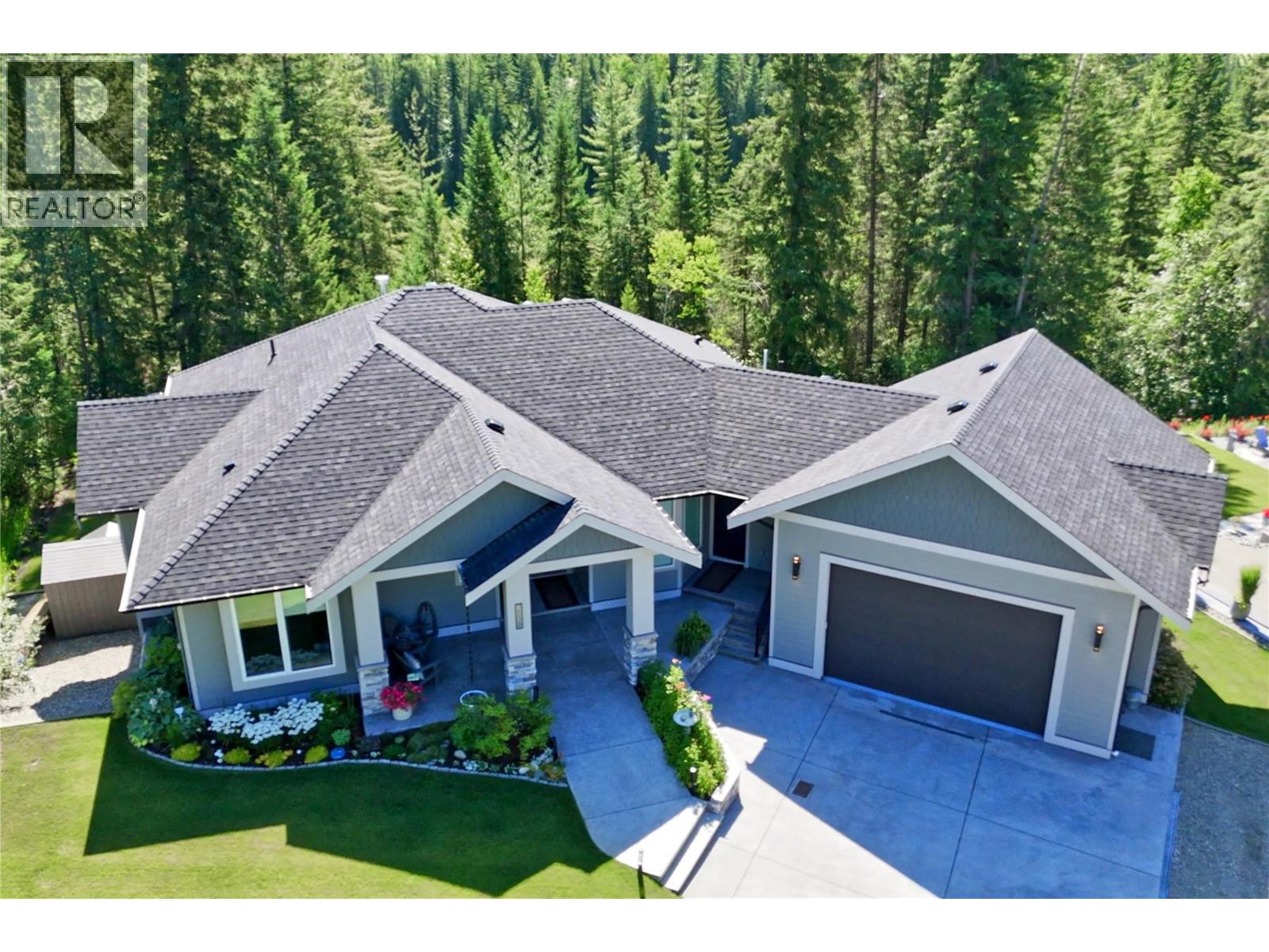 2538 Valley Place, Blind Bay, British Columbia  V0E 1H2 - Photo 2 - 10384579