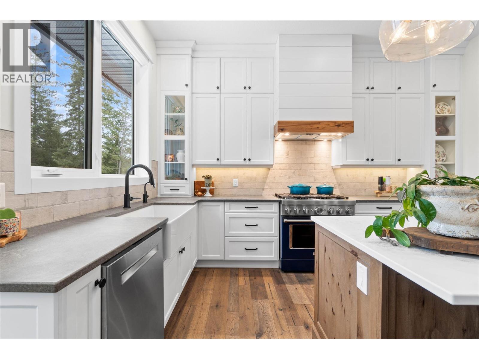 2538 Valley Place, Blind Bay, British Columbia  V0E 1H2 - Photo 21 - 10384579