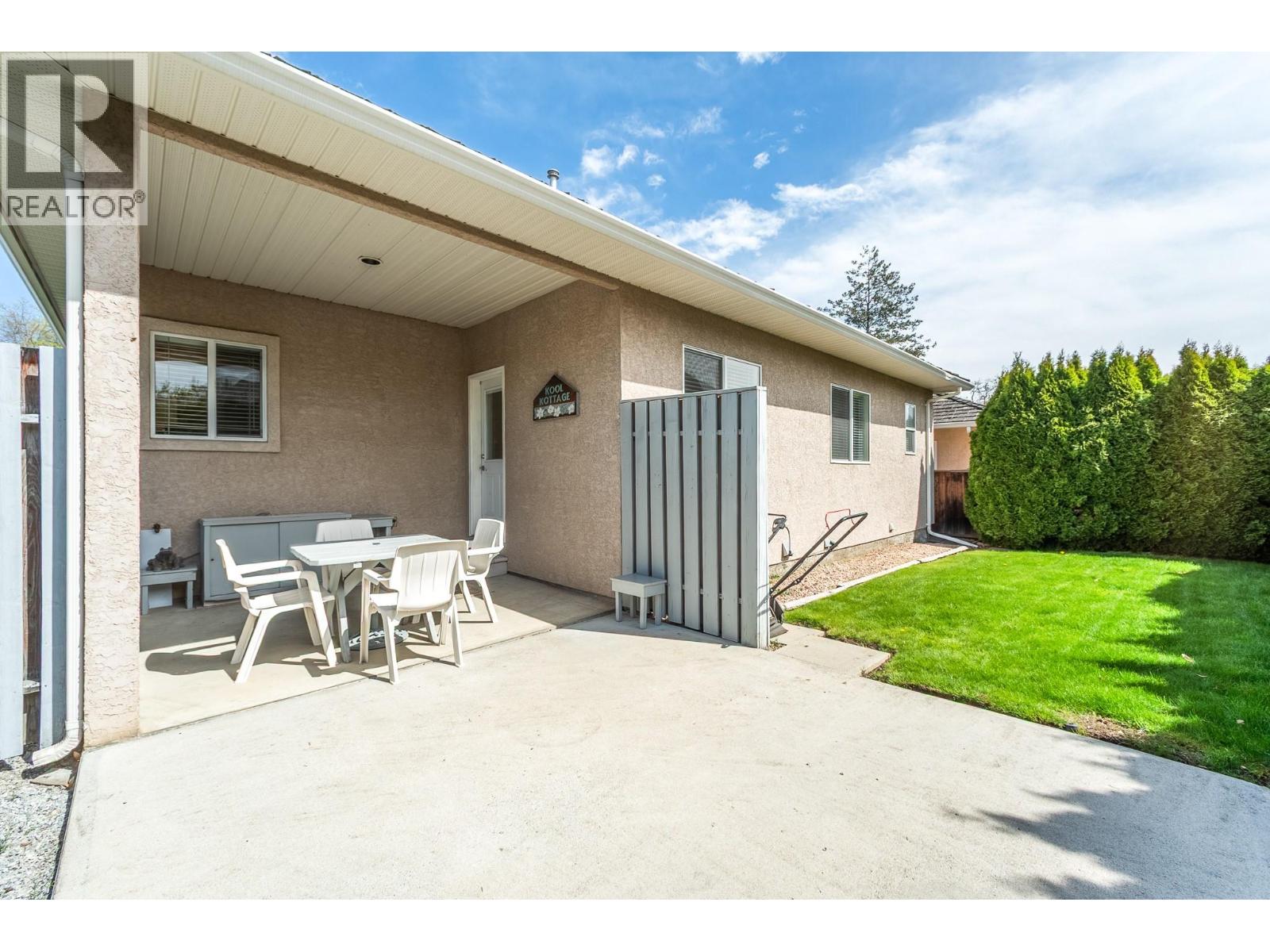3585 Windermere Road, Kelowna, British Columbia  V1W 4M8 - Photo 32 - 10384752