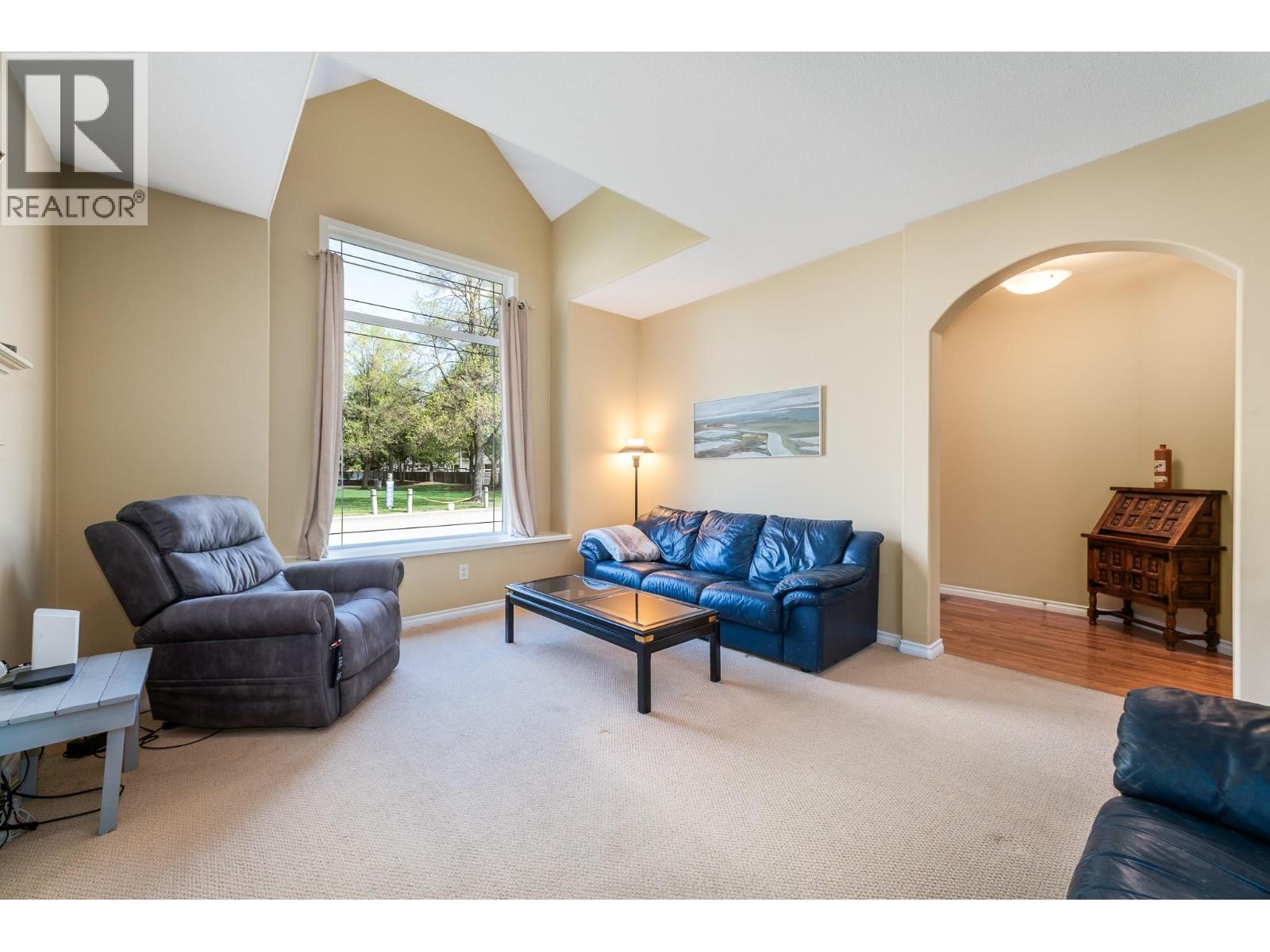 3585 Windermere Road, Kelowna, British Columbia  V1W 4M8 - Photo 4 - 10384752