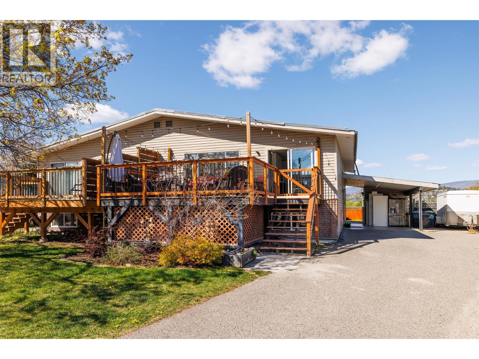 610 Chepesuik Court, Kelowna, British Columbia  V1X 5S5 - Photo 4 - 10380302