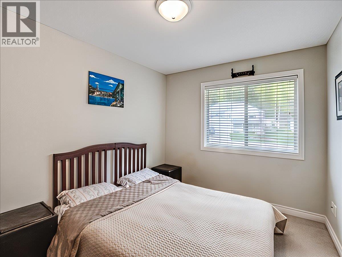 1486 37th Street, Castlegar, British Columbia  V1N 4J5 - Photo 39 - 10384575
