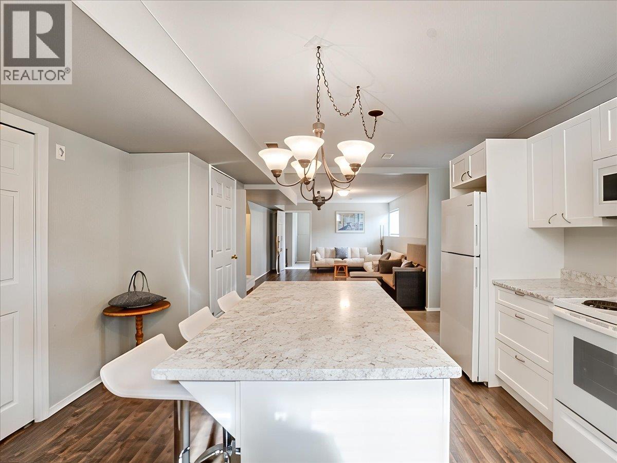 1486 37th Street, Castlegar, British Columbia  V1N 4J5 - Photo 56 - 10384575