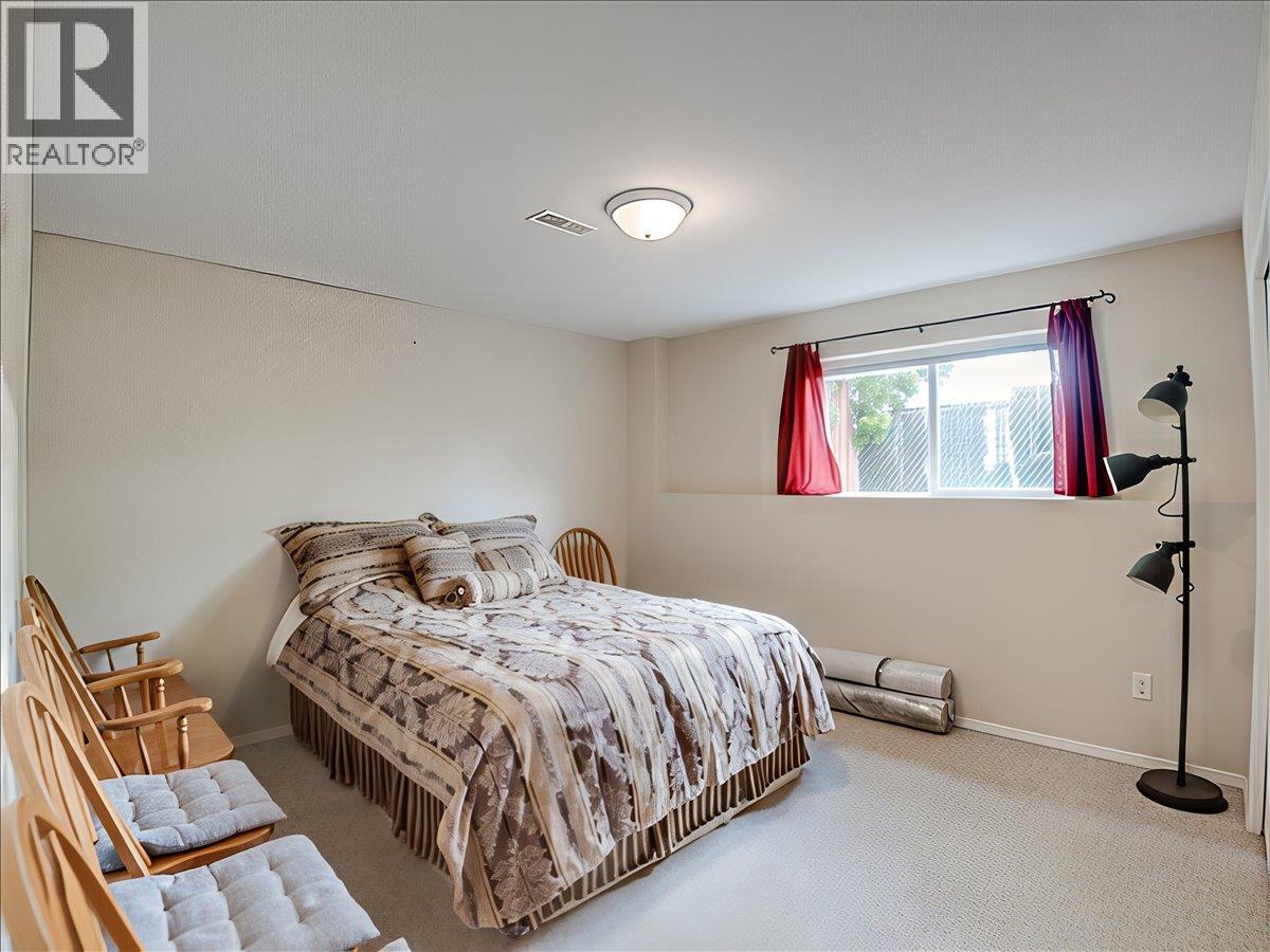 1486 37th Street, Castlegar, British Columbia  V1N 4J5 - Photo 59 - 10384575
