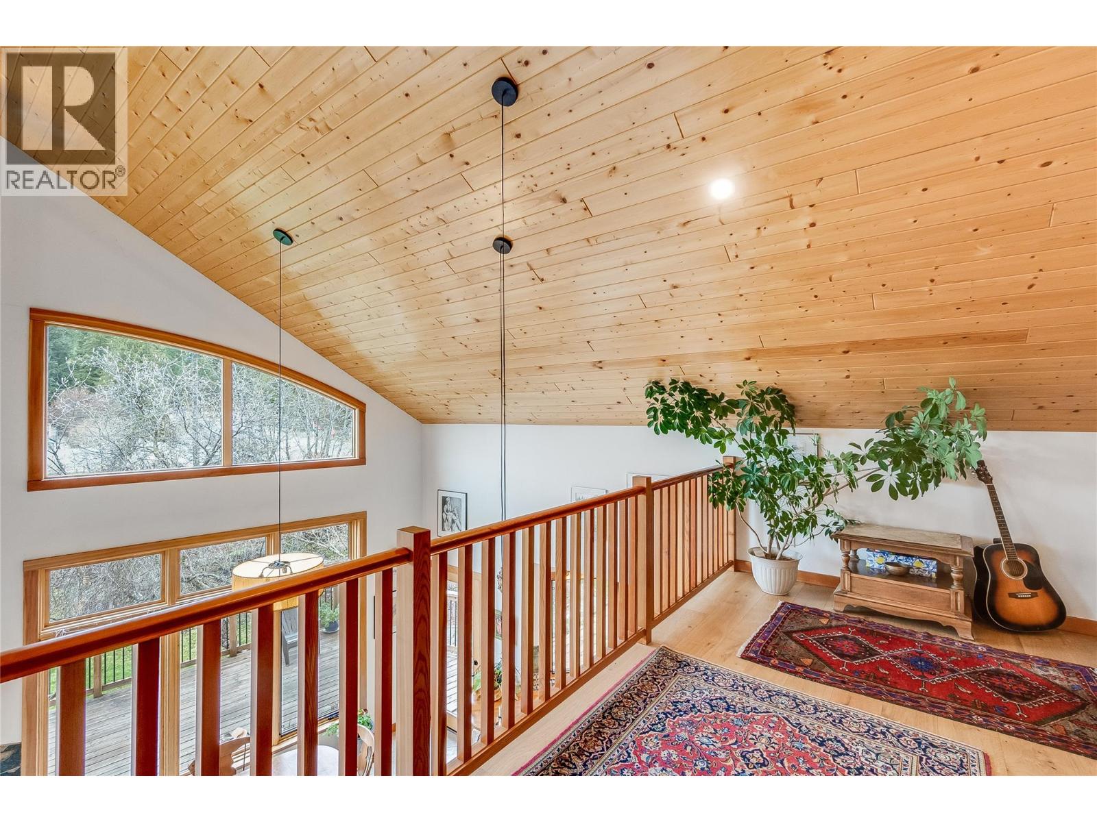 338 C Avenue, Kaslo, British Columbia  V0G 1M0 - Photo 28 - 10383909