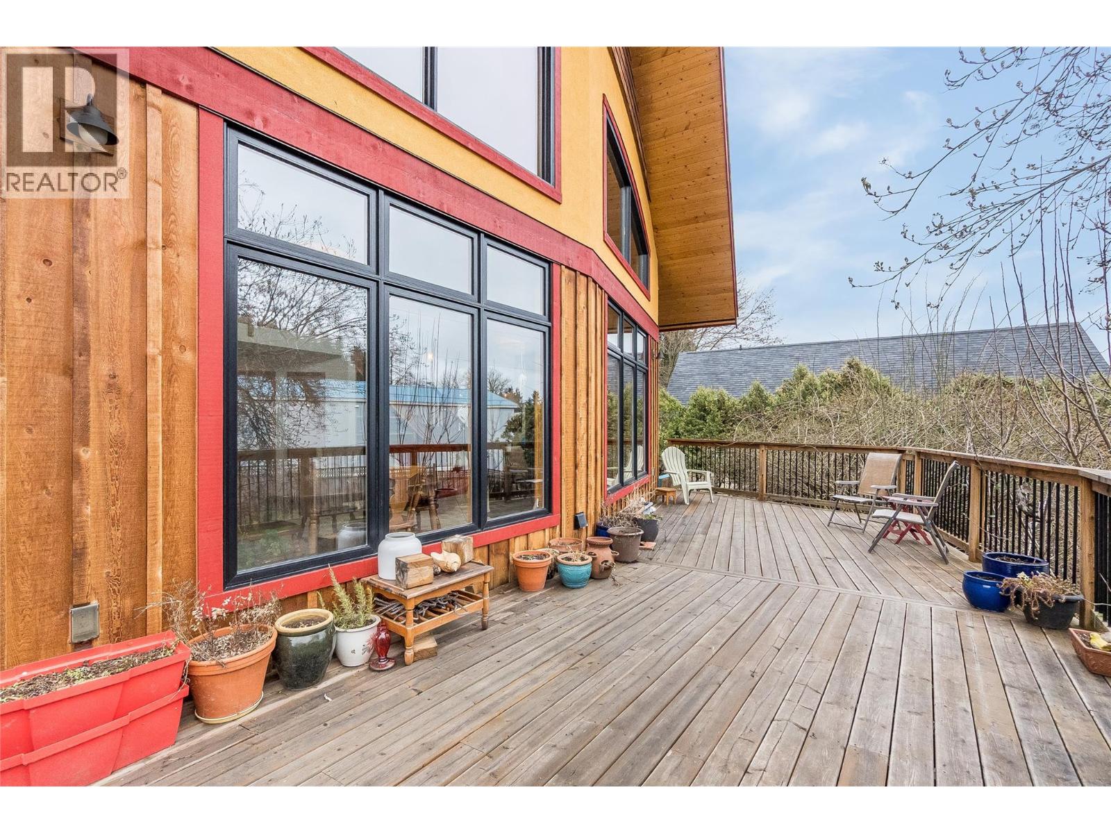 338 C Avenue, Kaslo, British Columbia  V0G 1M0 - Photo 37 - 10383909