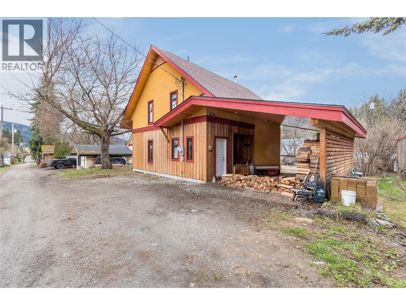 338 C Avenue, Kaslo, British Columbia  V0G 1M0 - Photo 8 - 10383909