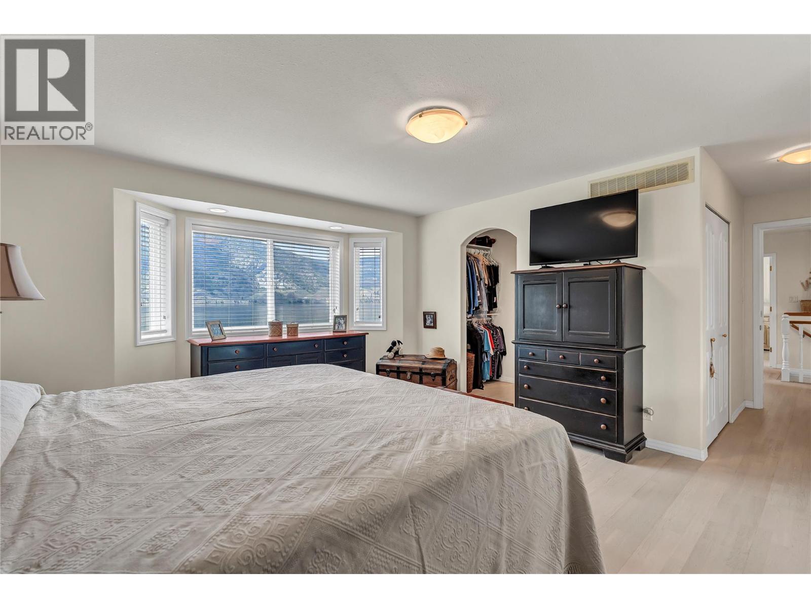 4597 Lakeside Road, Penticton, British Columbia  V2A 8W4 - Photo 33 - 10384842