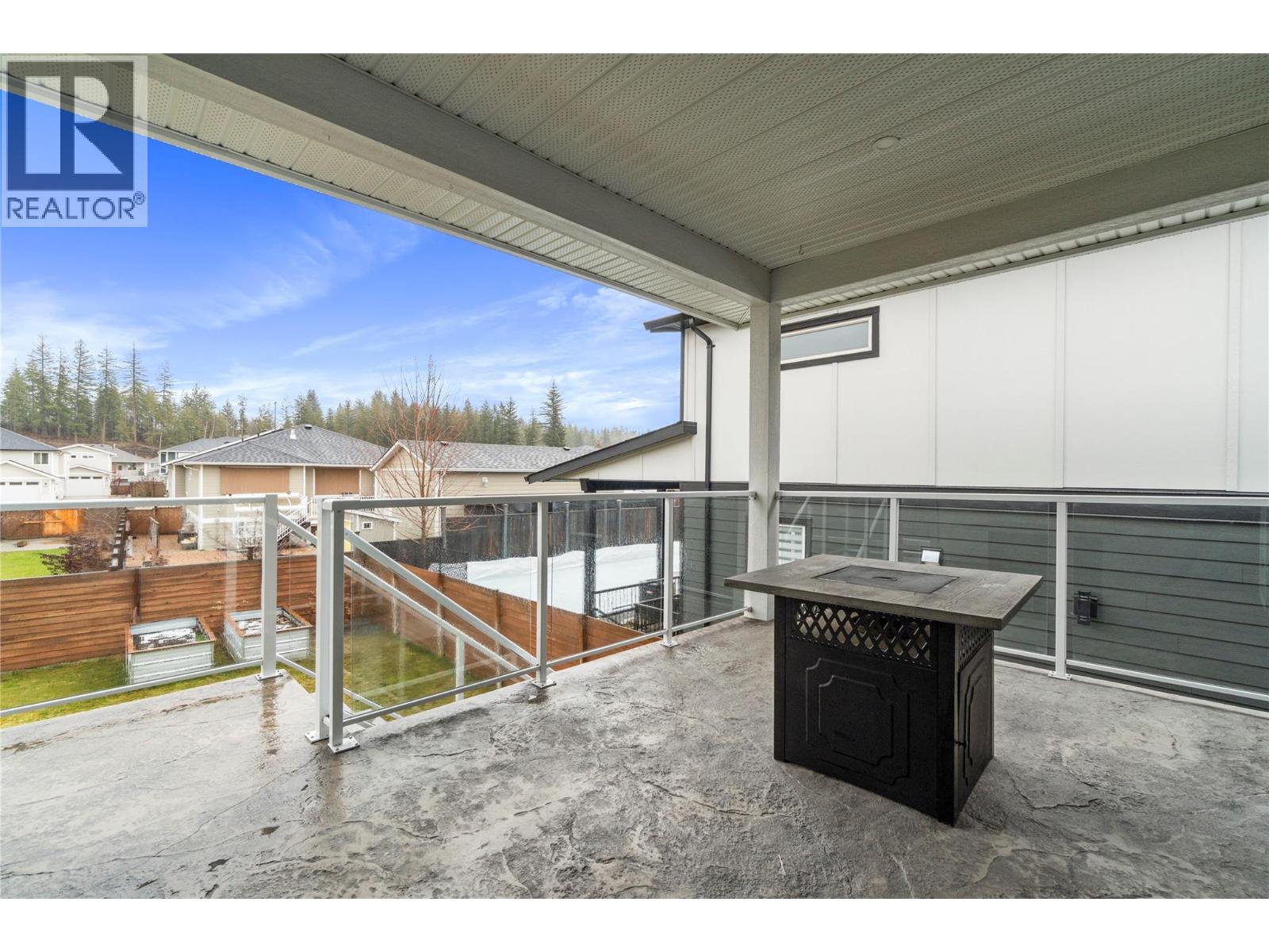 2251 14 Avenue Se, Salmon Arm, British Columbia  V1E 0E7 - Photo 12 - 10384767