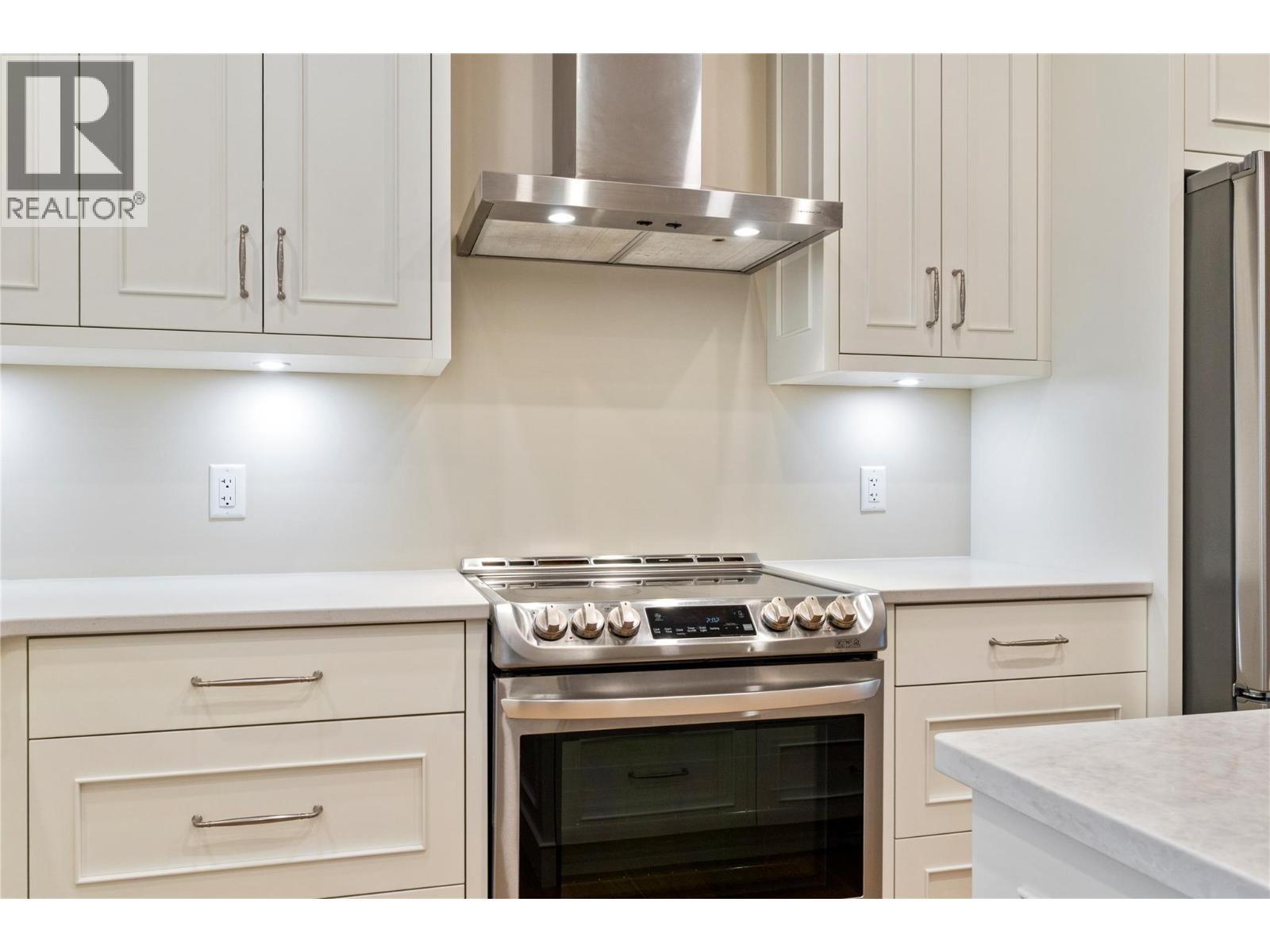 2251 14 Avenue Se, Salmon Arm, British Columbia  V1E 0E7 - Photo 17 - 10384767