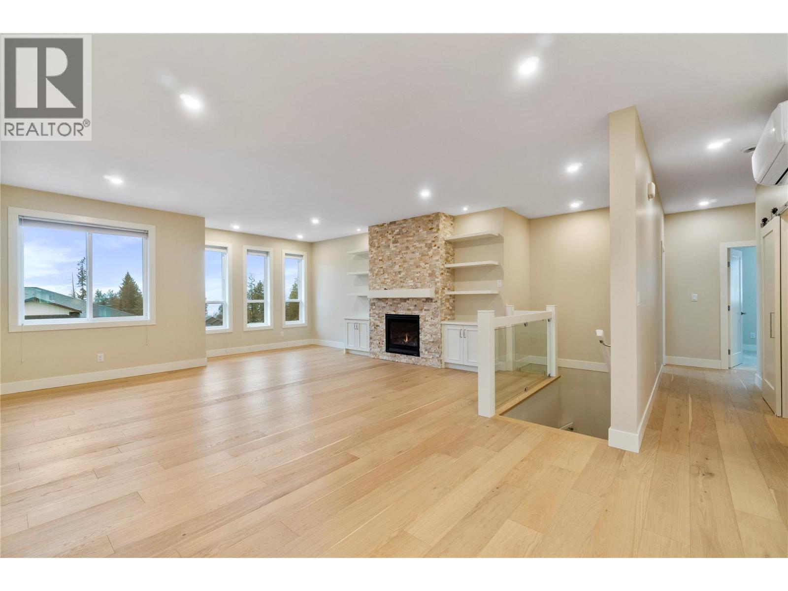 2251 14 Avenue Se, Salmon Arm, British Columbia  V1E 0E7 - Photo 21 - 10384767