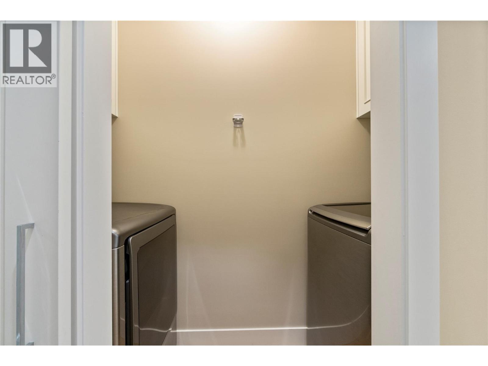 2251 14 Avenue Se, Salmon Arm, British Columbia  V1E 0E7 - Photo 32 - 10384767