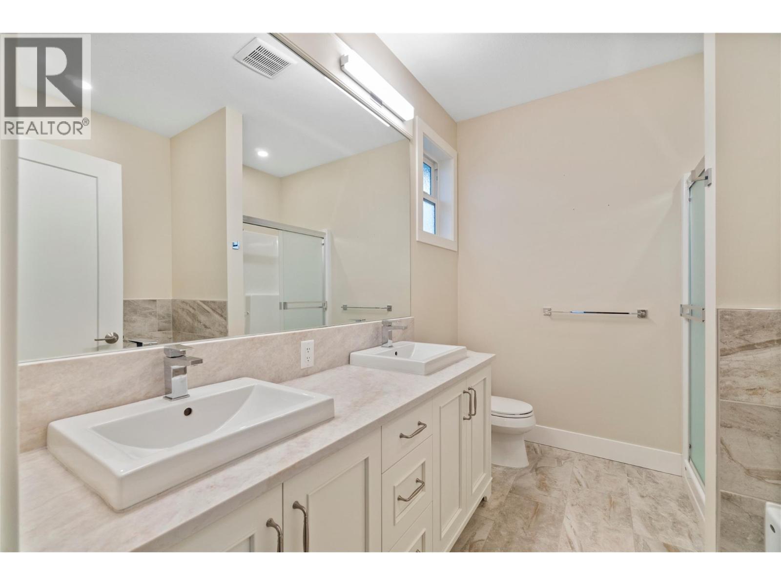 2251 14 Avenue Se, Salmon Arm, British Columbia  V1E 0E7 - Photo 42 - 10384767