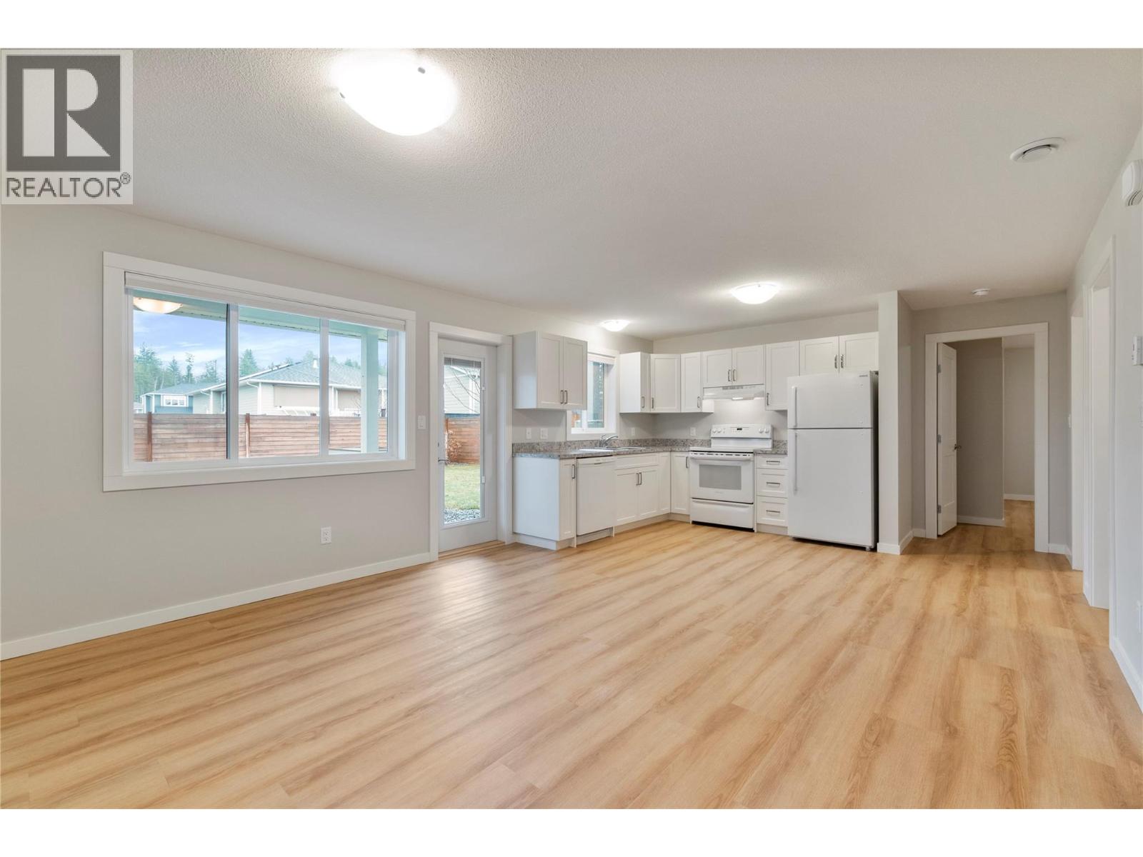 2251 14 Avenue Se, Salmon Arm, British Columbia  V1E 0E7 - Photo 55 - 10384767