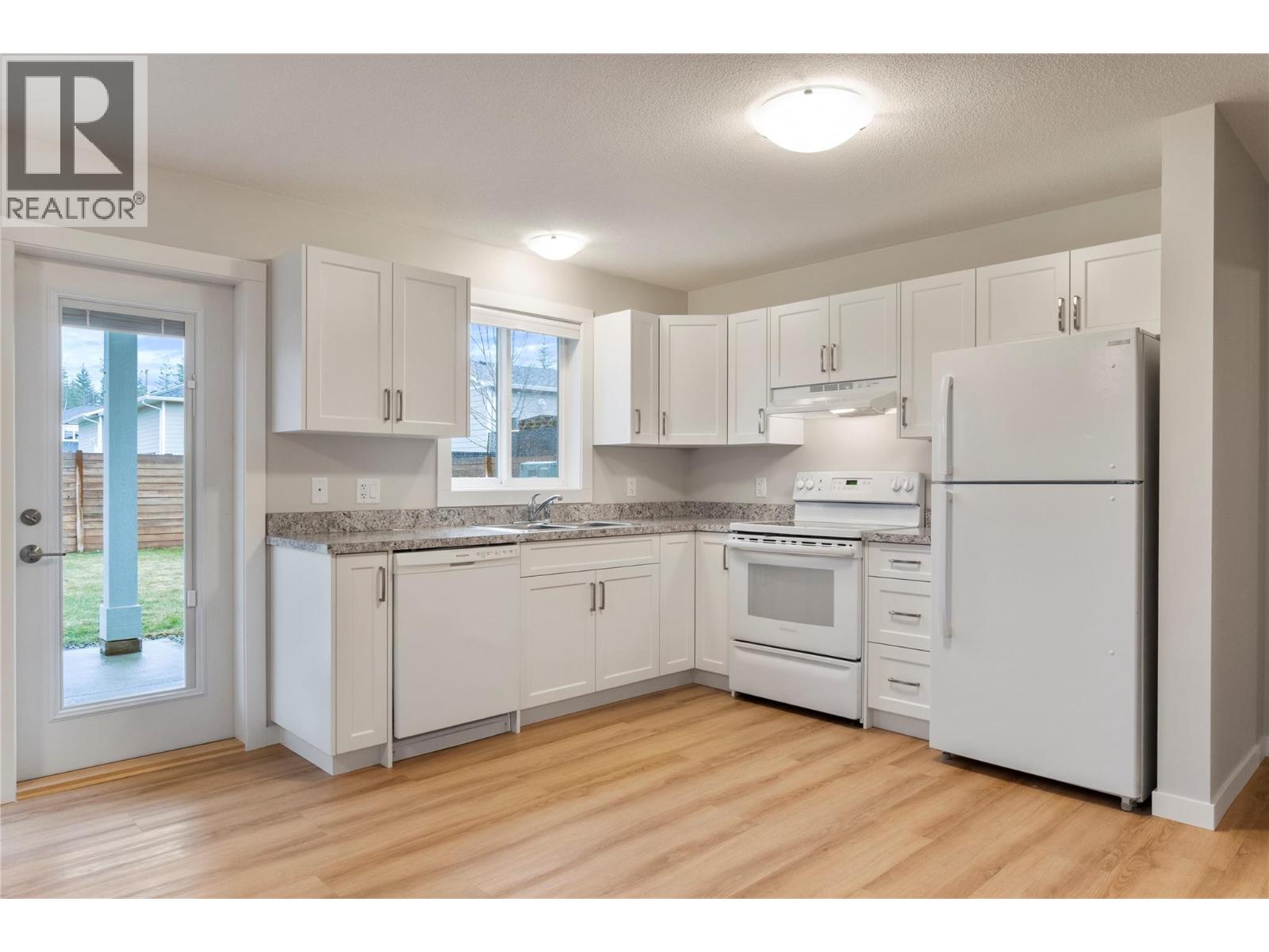 2251 14 Avenue Se, Salmon Arm, British Columbia  V1E 0E7 - Photo 58 - 10384767