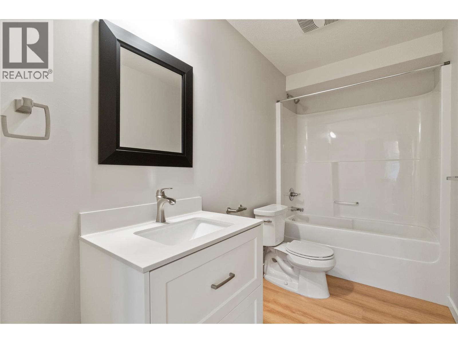 2251 14 Avenue Se, Salmon Arm, British Columbia  V1E 0E7 - Photo 65 - 10384767
