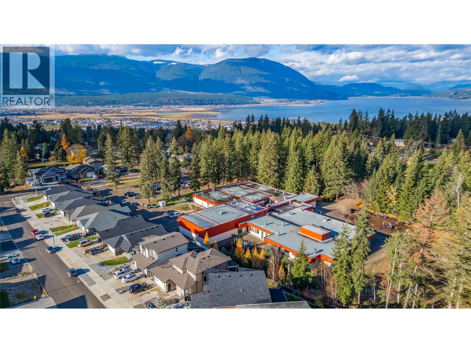 2251 14 Avenue Se, Salmon Arm, British Columbia  V1E 0E7 - Photo 80 - 10384767