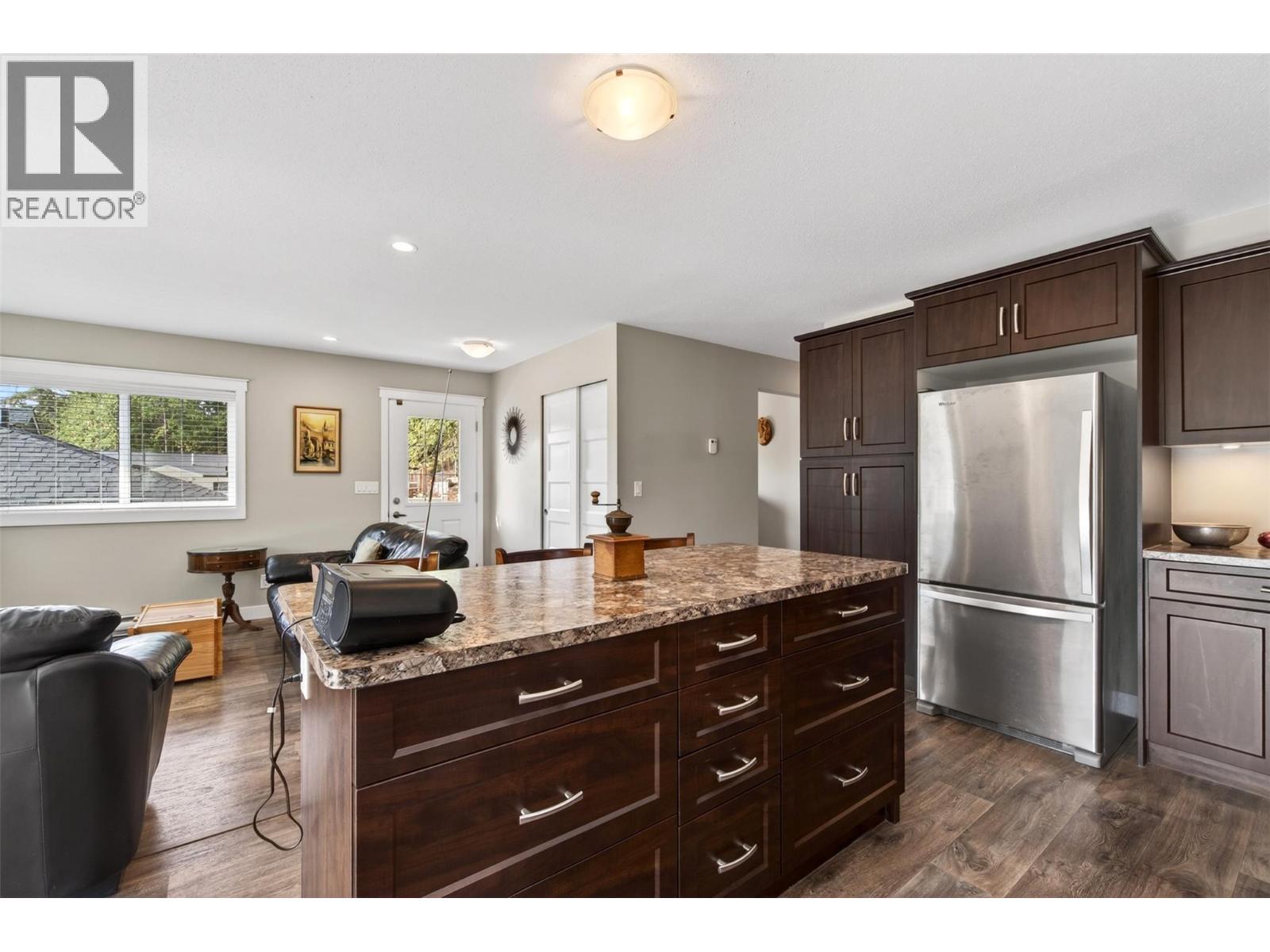 6841 46 Street Ne, Salmon Arm, British Columbia  V0E 1K0 - Photo 11 - 10384481