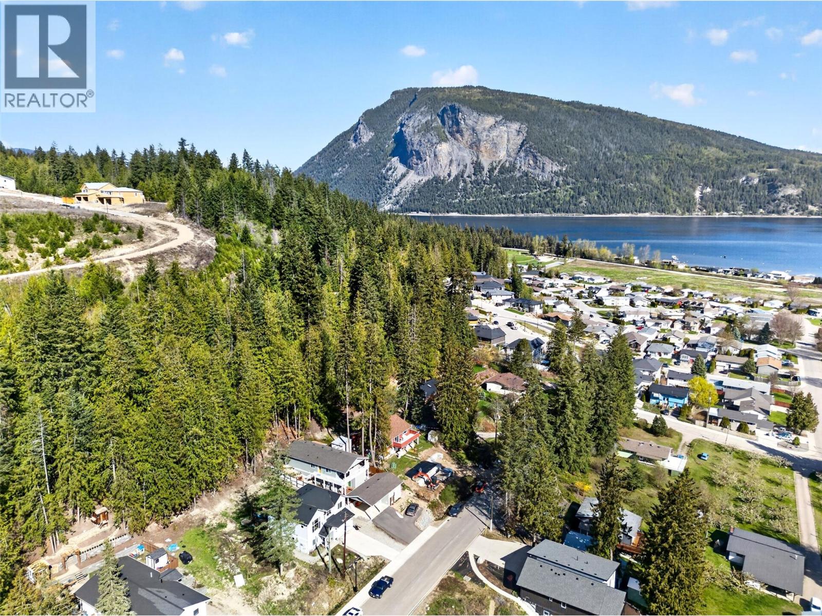 6841 46 Street Ne, Salmon Arm, British Columbia  V0E 1K0 - Photo 3 - 10384481