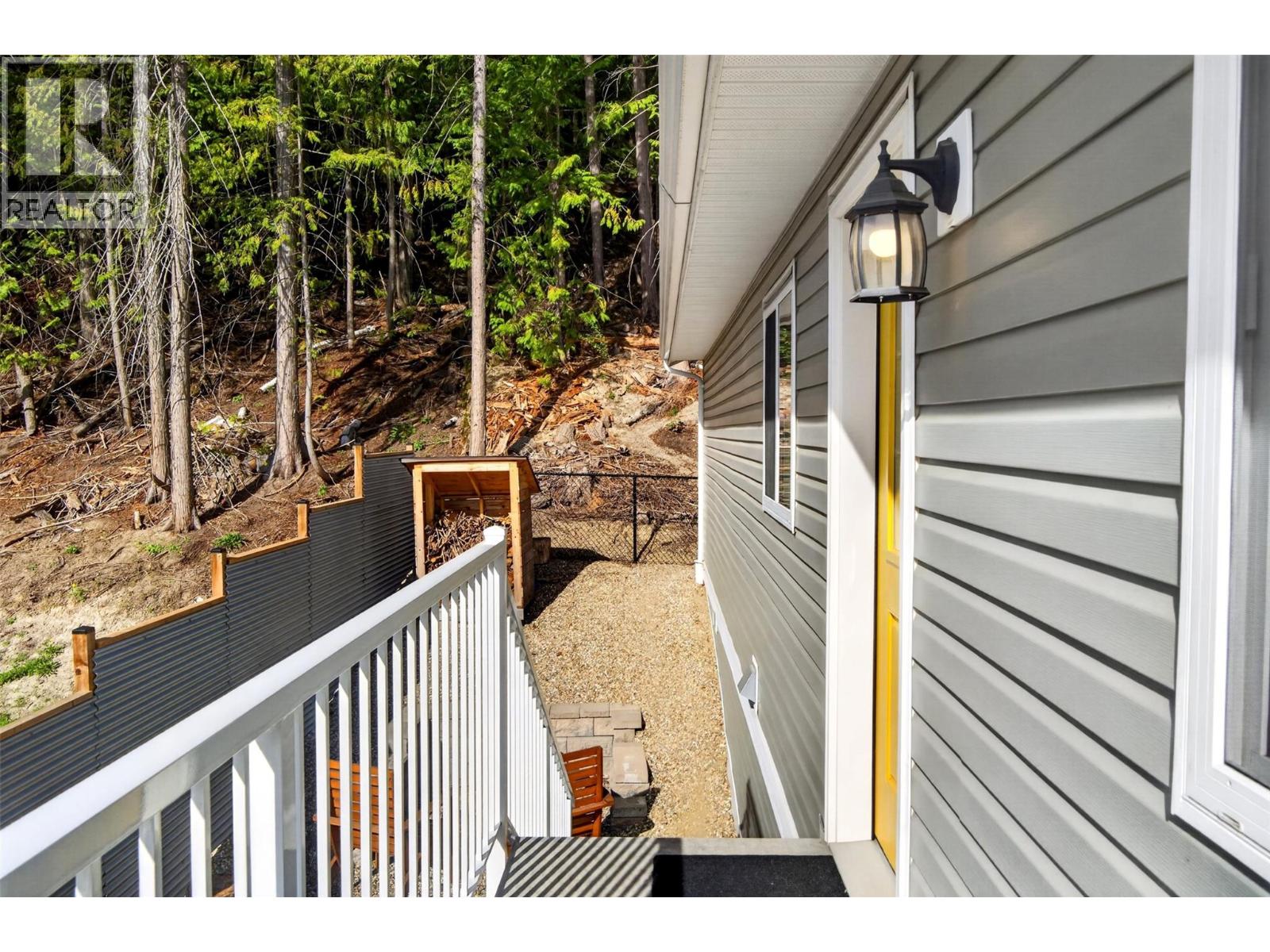 6841 46 Street Ne, Salmon Arm, British Columbia  V0E 1K0 - Photo 30 - 10384481