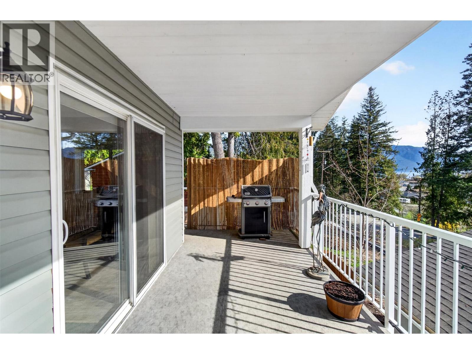 6841 46 Street Ne, Salmon Arm, British Columbia  V0E 1K0 - Photo 35 - 10384481