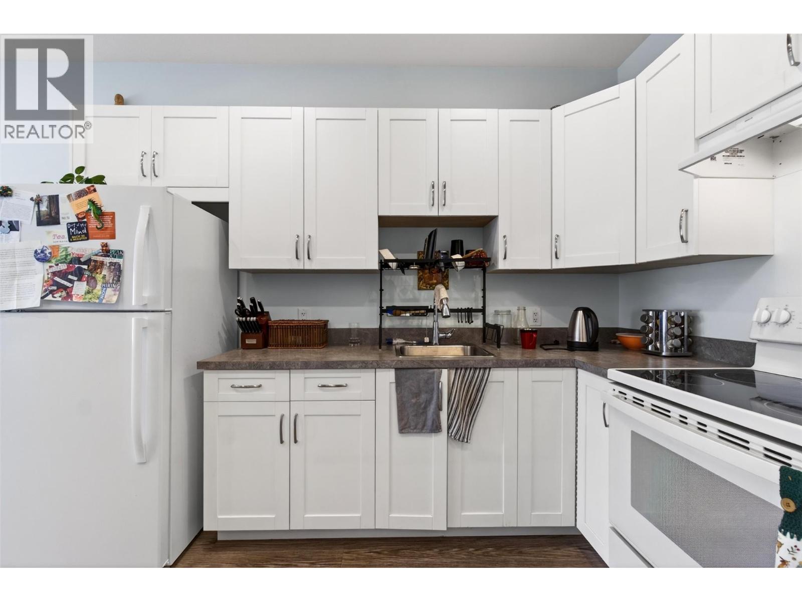 6841 46 Street Ne, Salmon Arm, British Columbia  V0E 1K0 - Photo 47 - 10384481