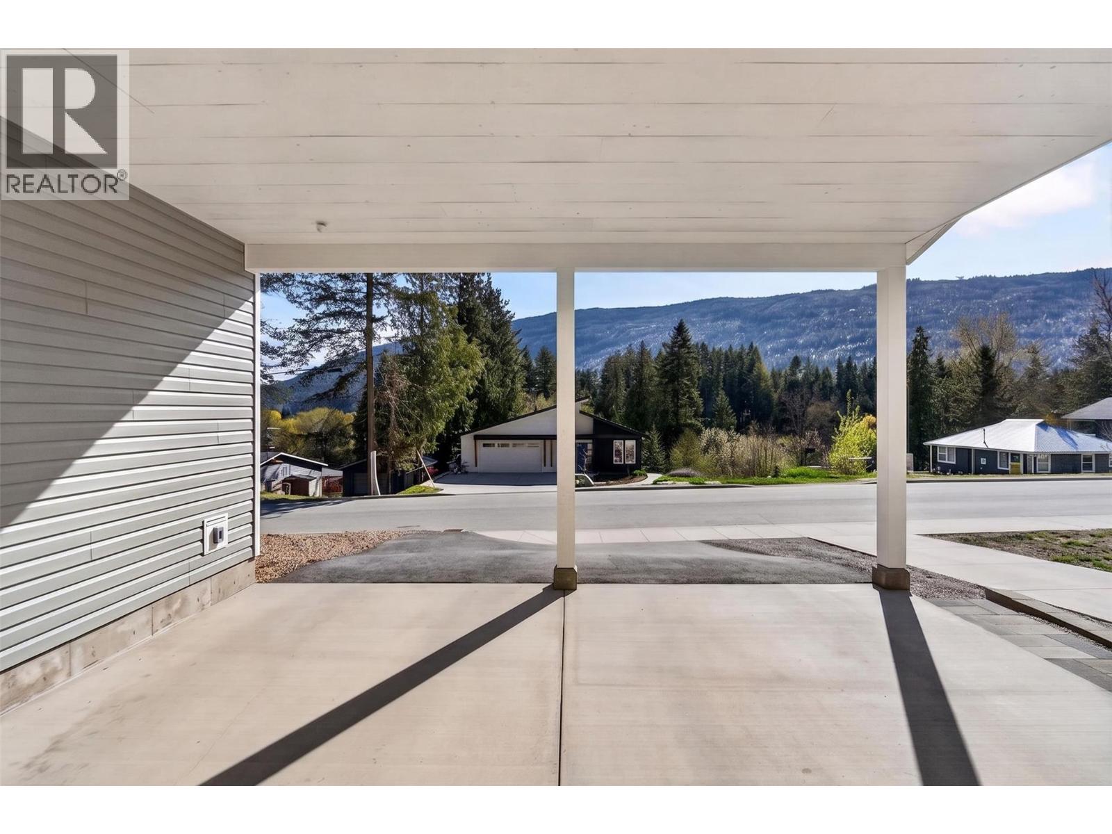 6841 46 Street Ne, Salmon Arm, British Columbia  V0E 1K0 - Photo 60 - 10384481