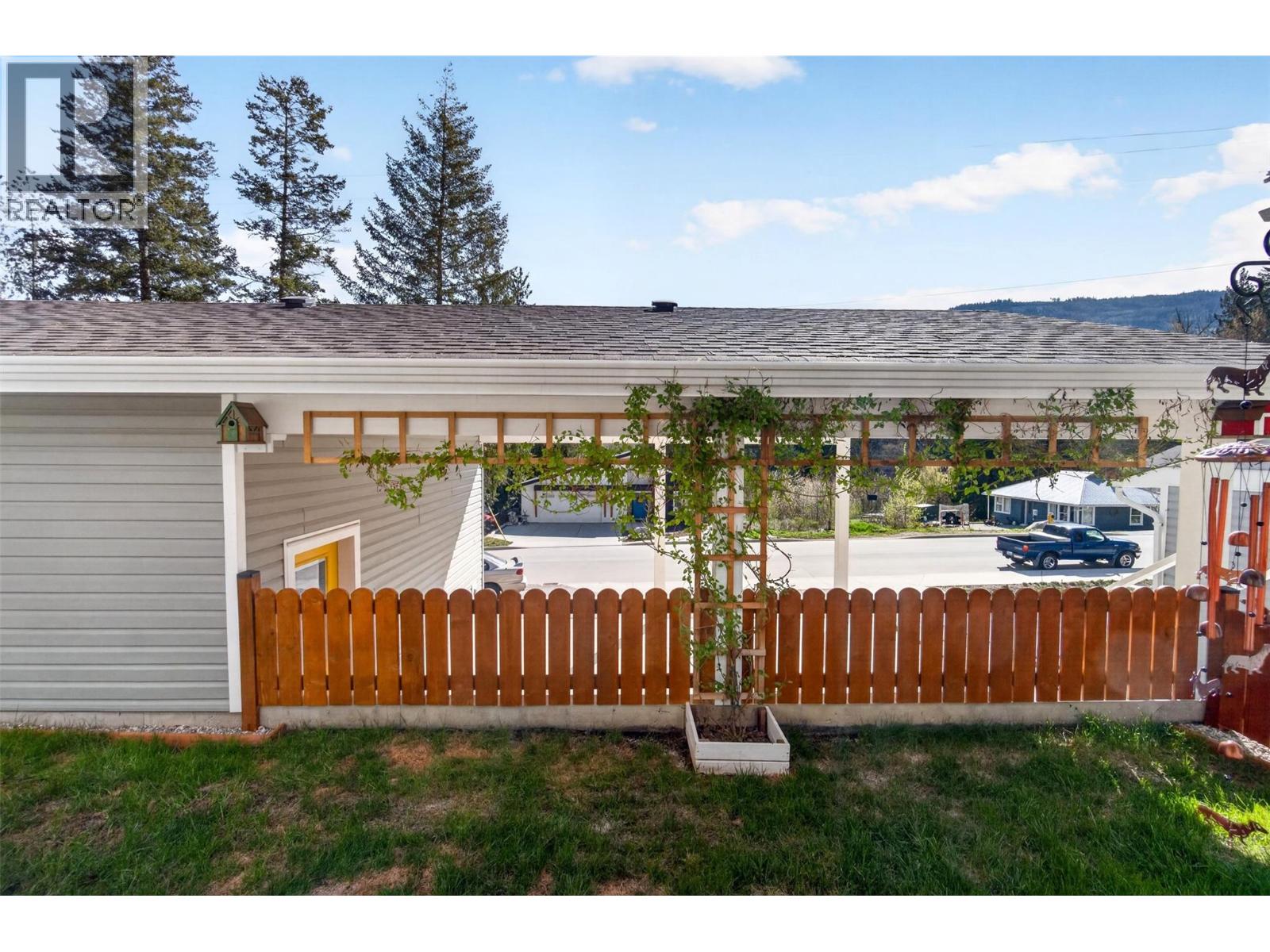 6841 46 Street Ne, Salmon Arm, British Columbia  V0E 1K0 - Photo 65 - 10384481