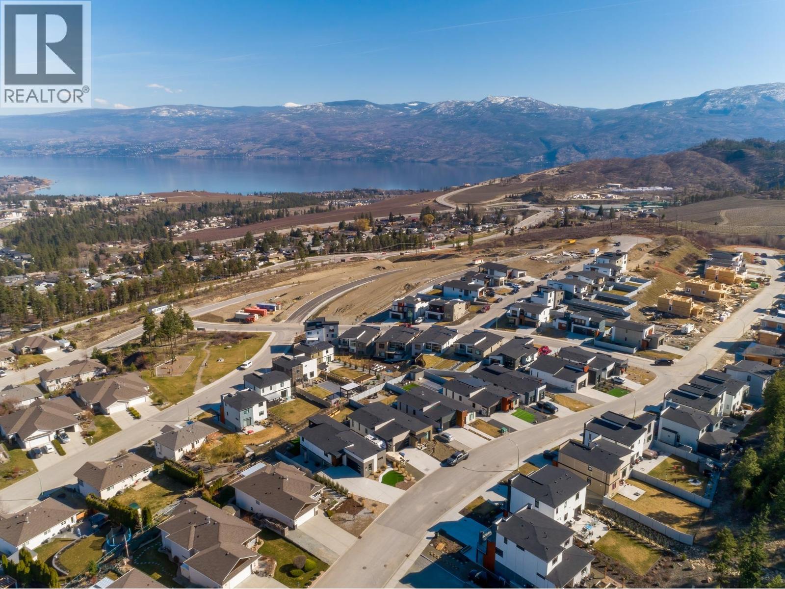 110 Yorkton Road, West Kelowna, British Columbia  V4T 0B1 - Photo 2 - 10383951